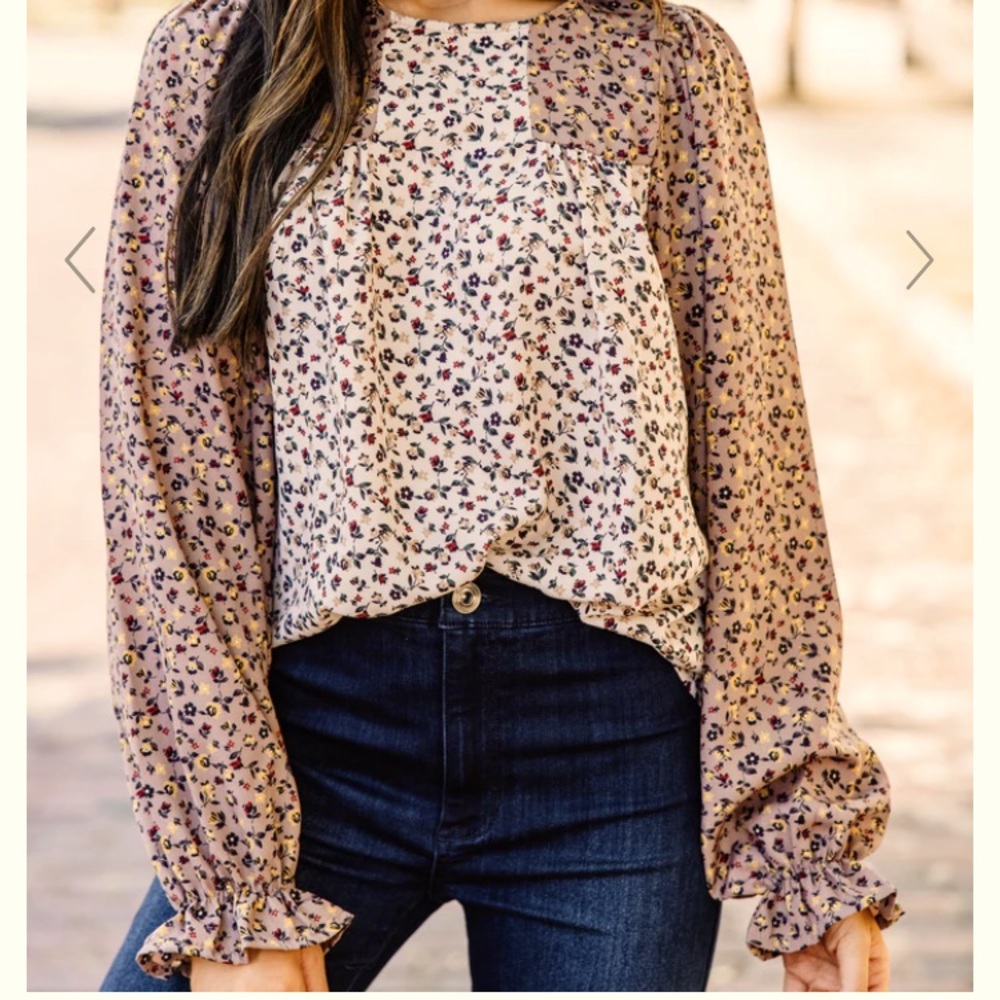 NWT “Go Thru The Motions” Taupe Brown Ditsy Floral Blouse